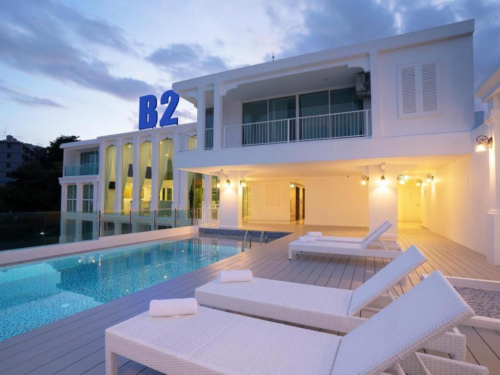 B2 Phuket Premier Hotel Patong Esterno foto
